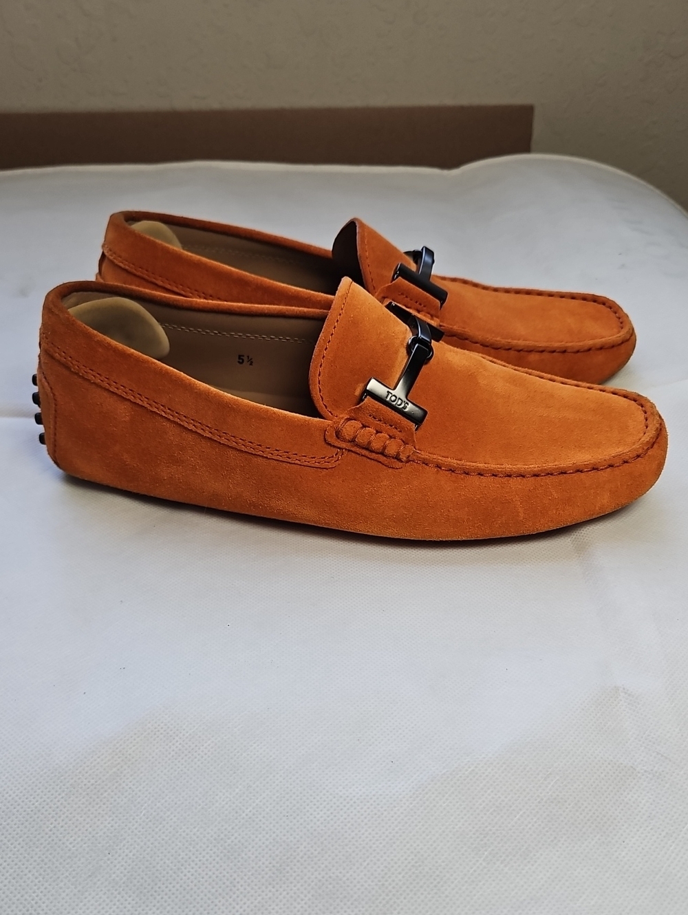 TOD'S Double T Gommino Suede Driving Loafers In Burnt Orange,  Size 5 1/2